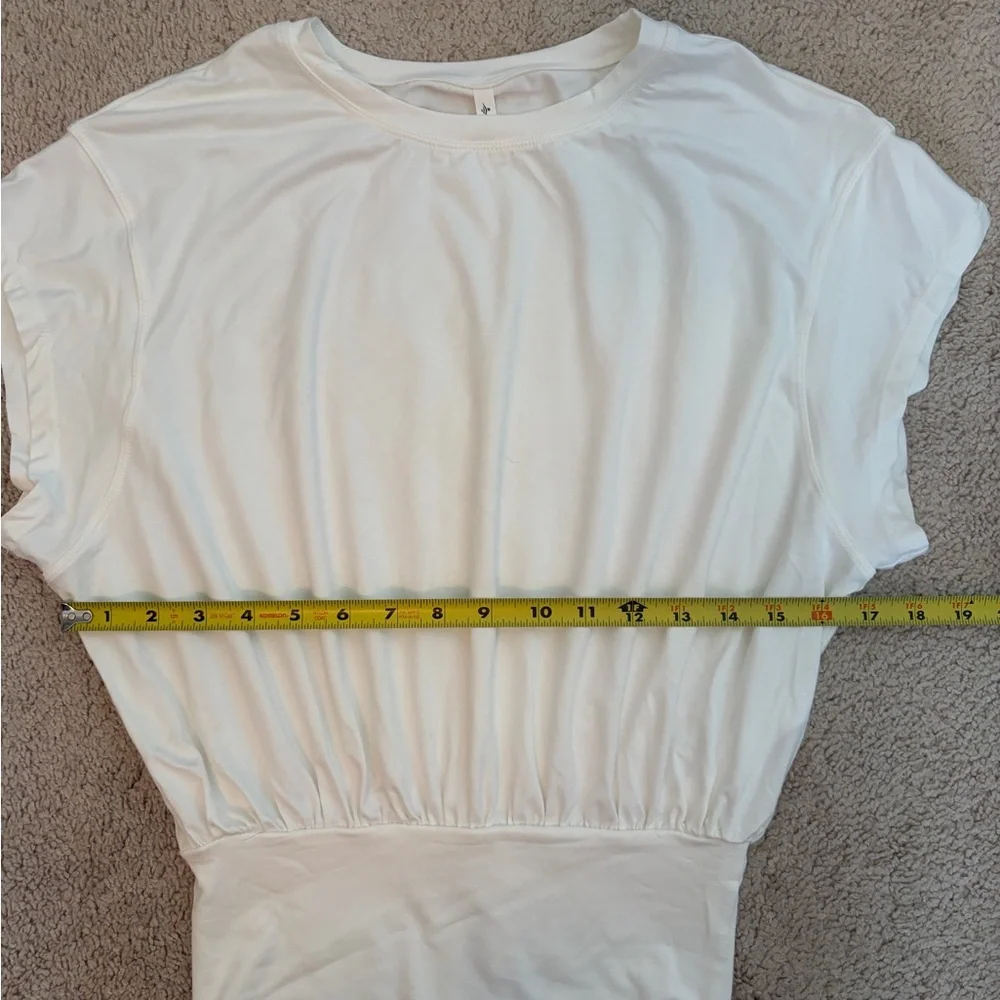 Halara NWT Women's Round Neck Batwing Sleeve Work T-Shirt White Size Small NEW - Picture 13 of 13